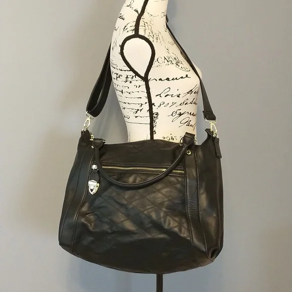 Steve Madden Quilted Tote Bag - Picture 2 of 11